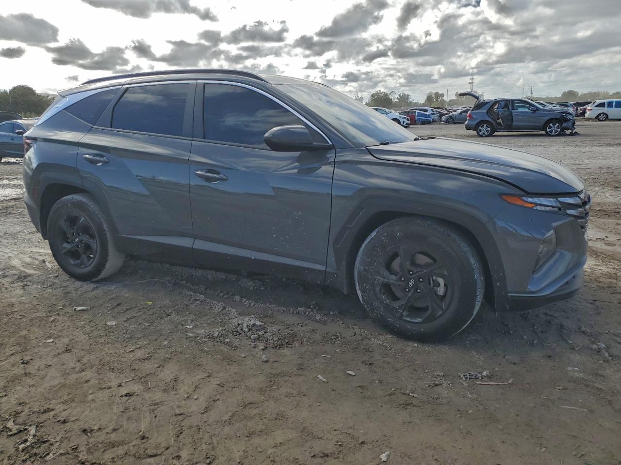2024 HYUNDAI TUCSON SEL photo 4