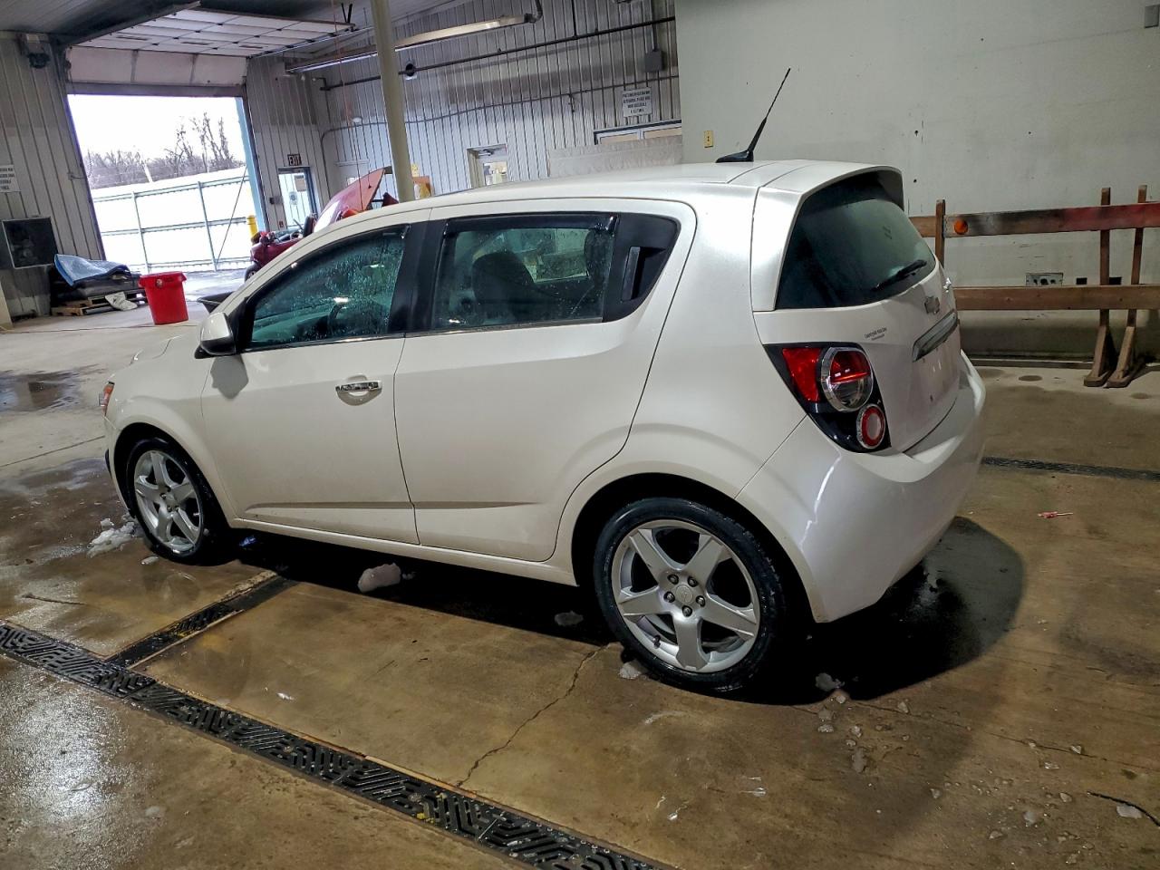 2014 CHEVROLET SONIC LTZ photo 2