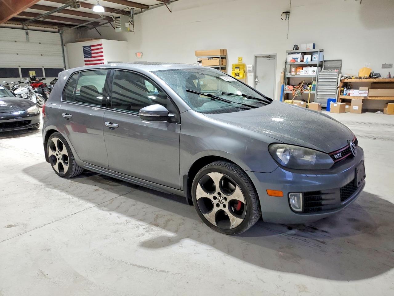 2012 VOLKSWAGEN GTI photo 4