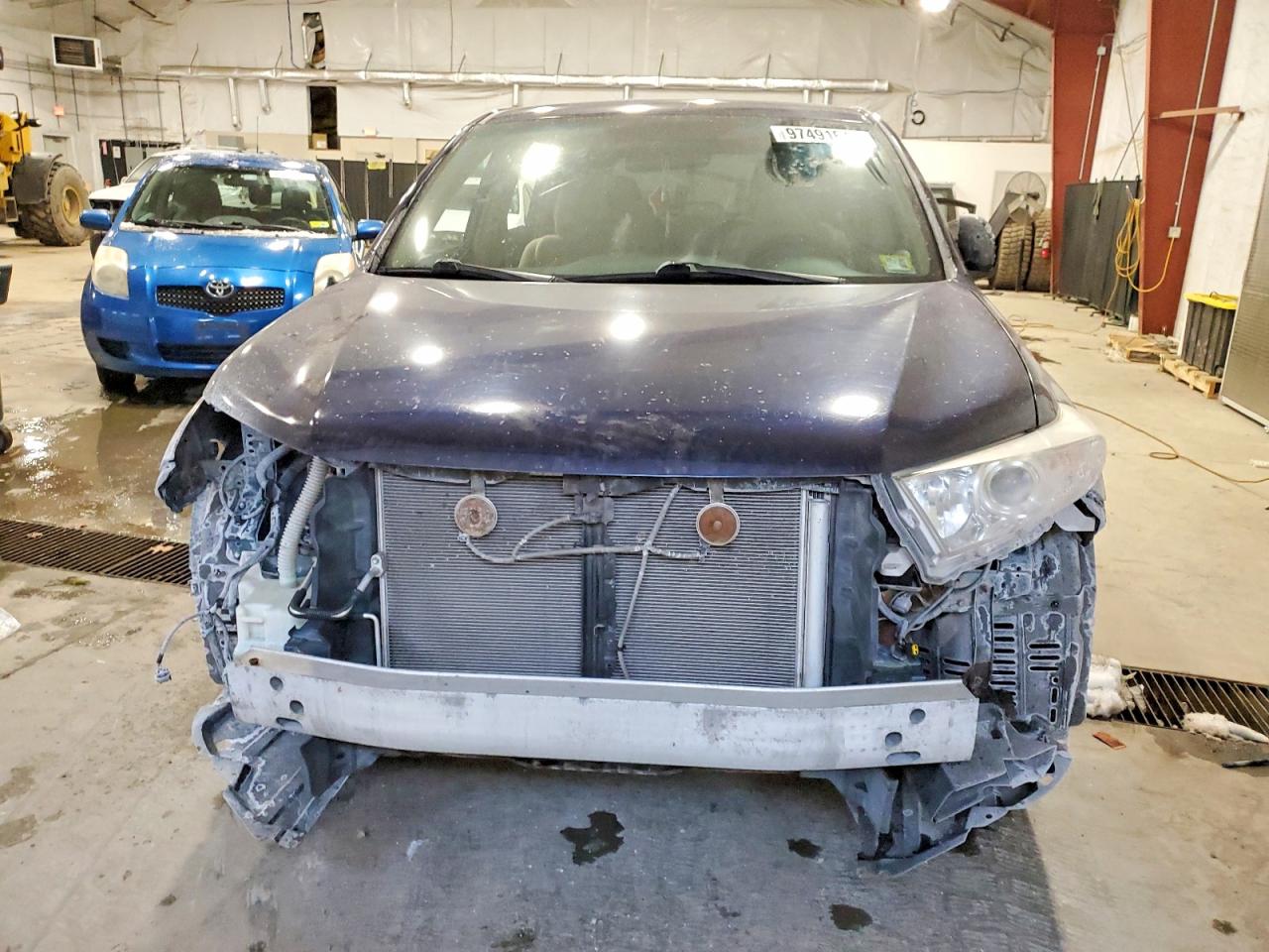 2011 TOYOTA HIGHLANDER BASE photo 5