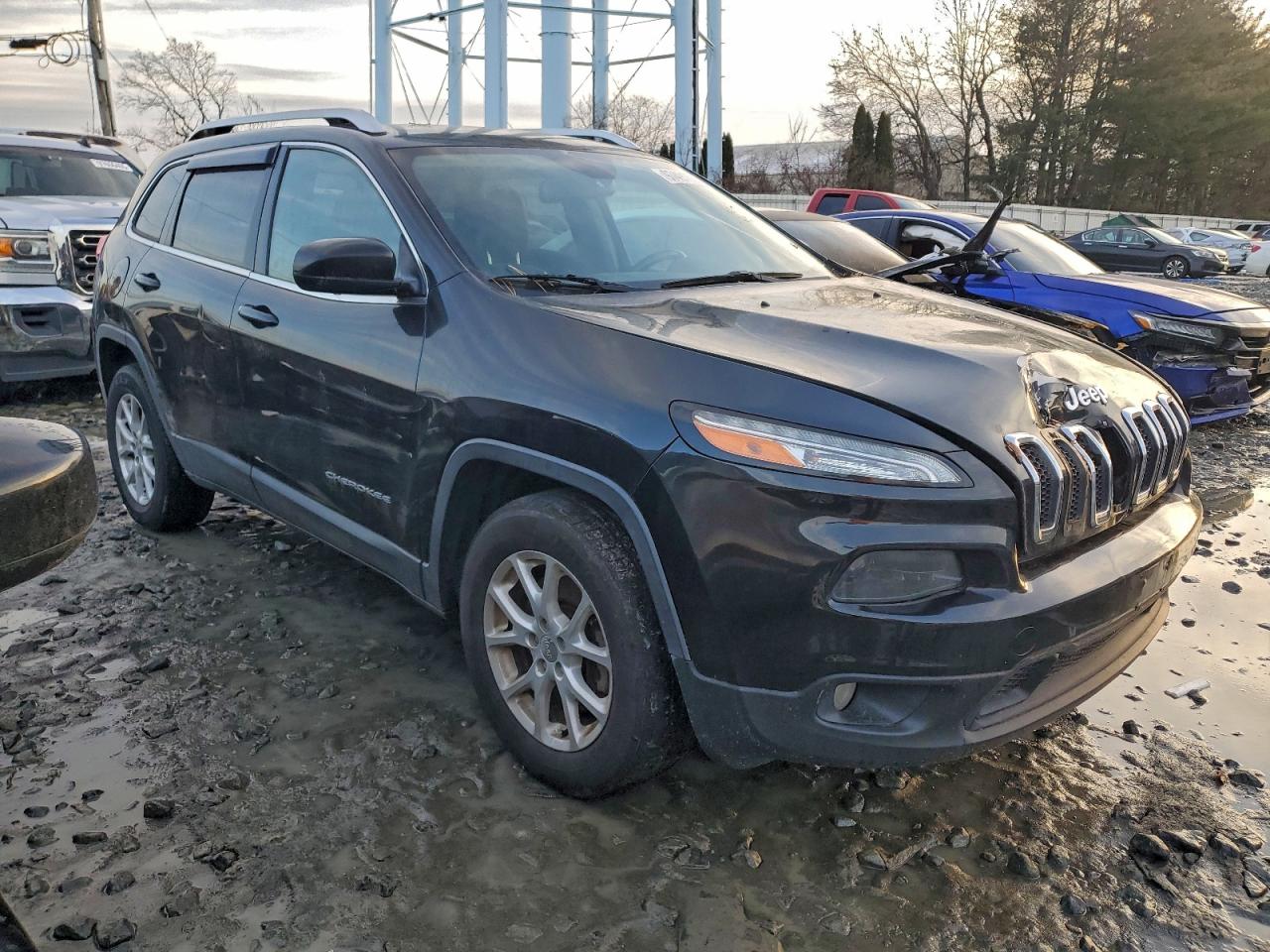 2015 JEEP CHEROKEE LATITUDE photo 4
