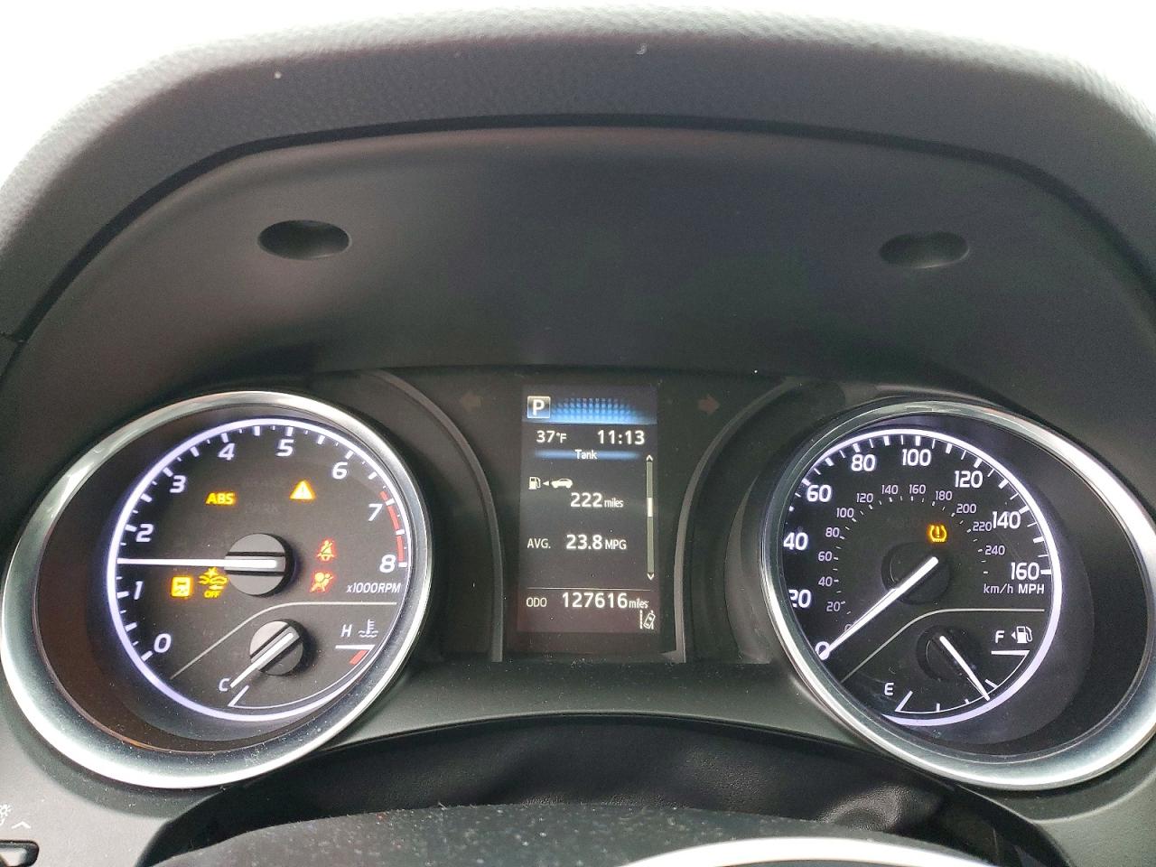 2020 TOYOTA CAMRY LE photo 9