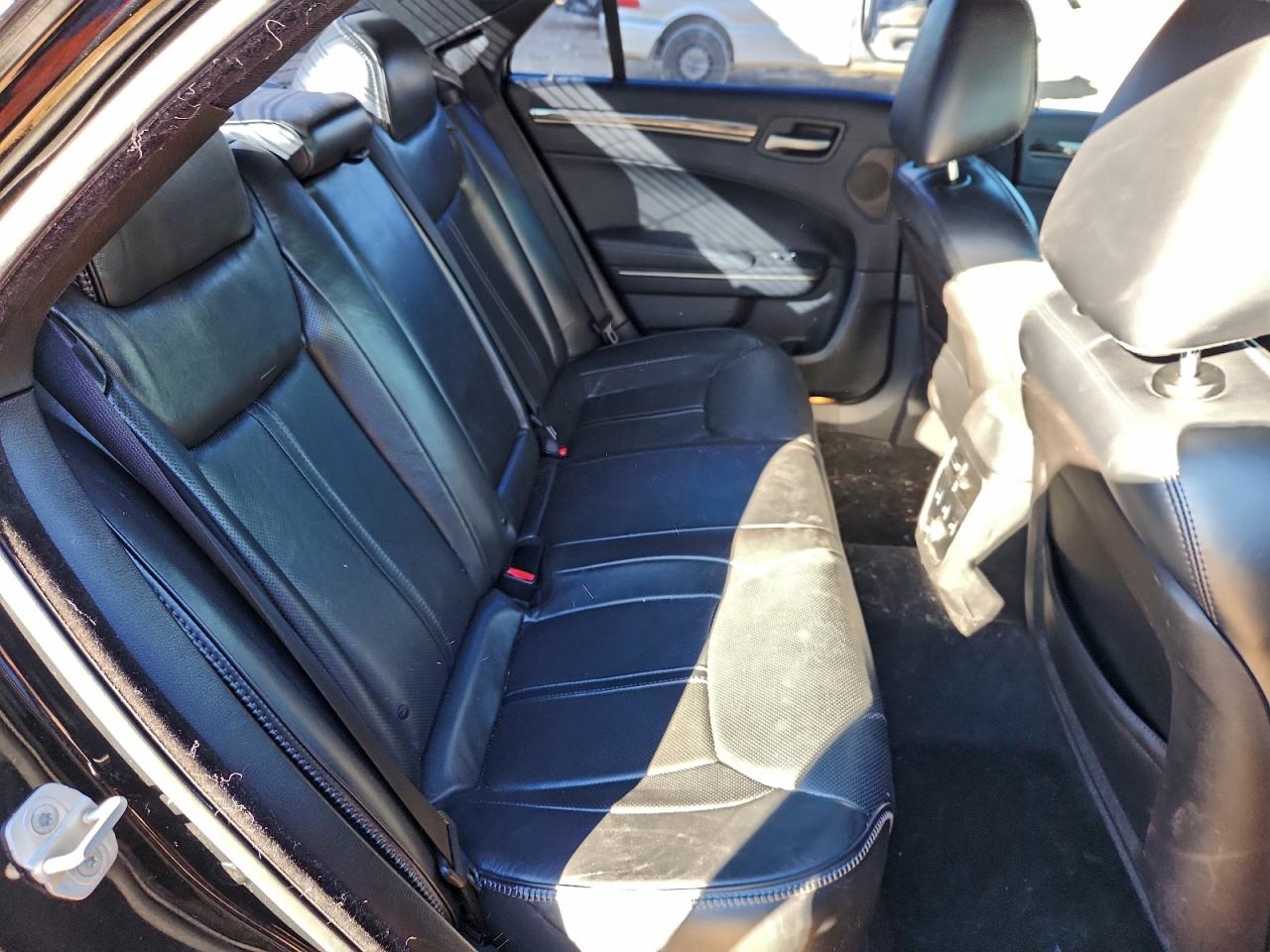 2013 CHRYSLER 300C VARVATOS photo 10