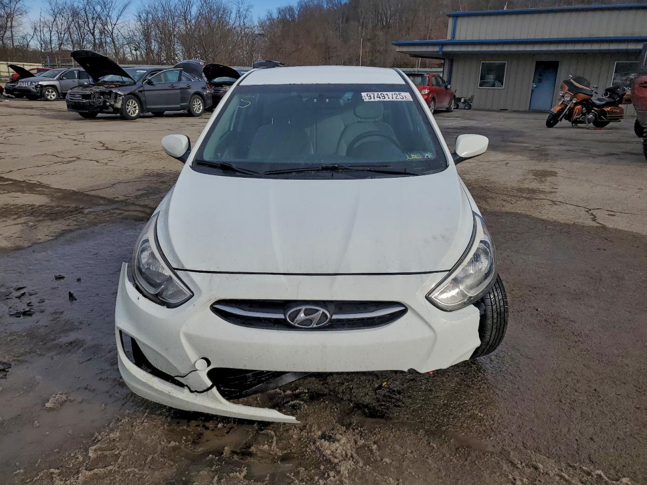 2015 HYUNDAI ACCENT GLS photo 5