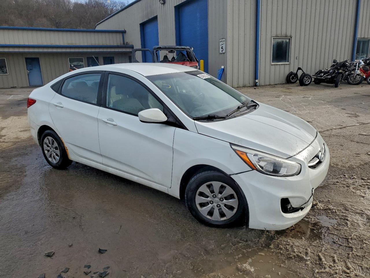 2015 HYUNDAI ACCENT GLS photo 4