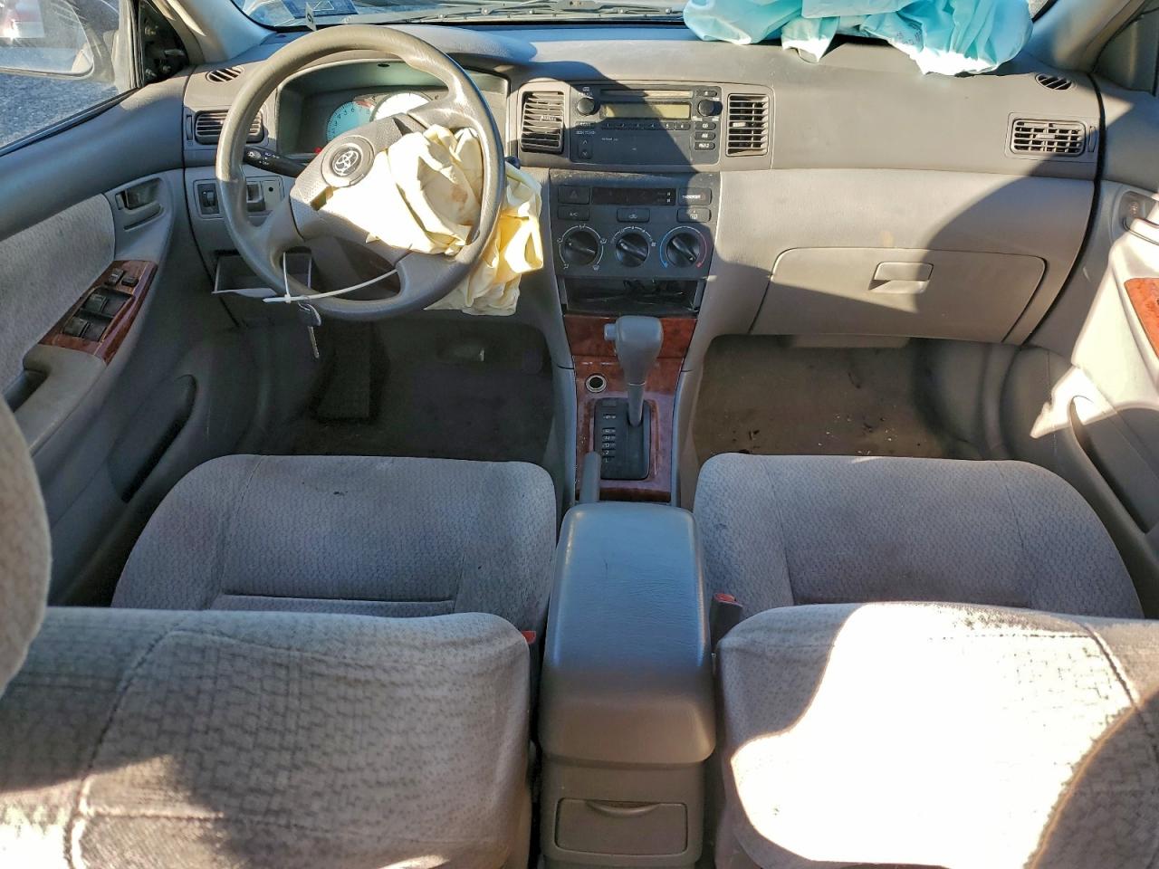 2003 TOYOTA COROLLA CE photo 8