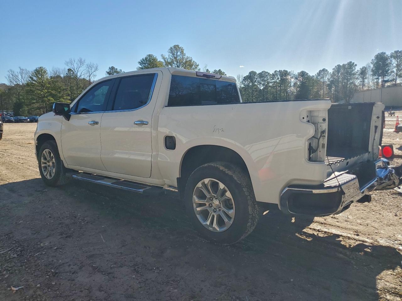 2023 CHEVROLET SILVERADO K1500 LTZ photo 2