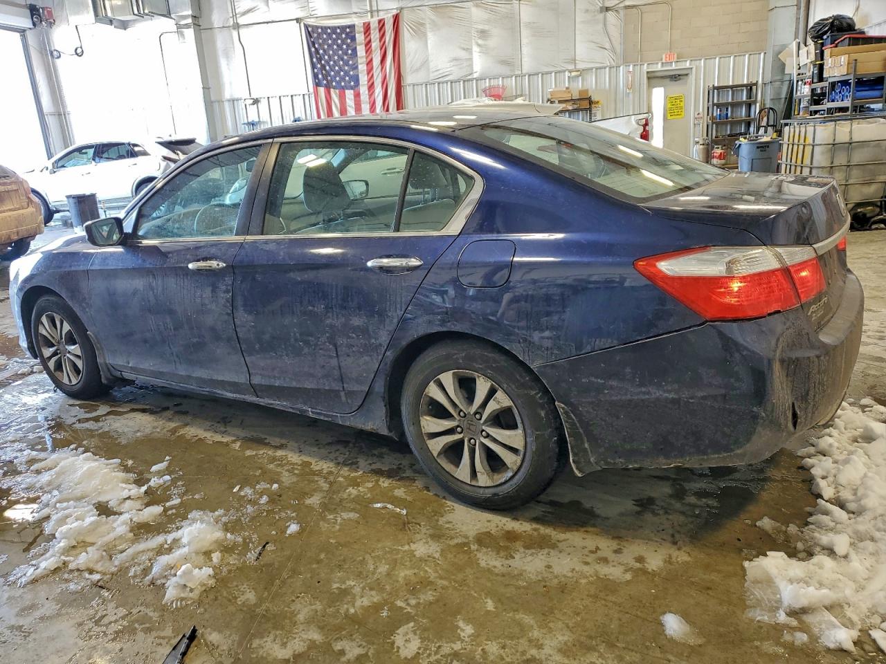 2013 HONDA ACCORD LX photo 2