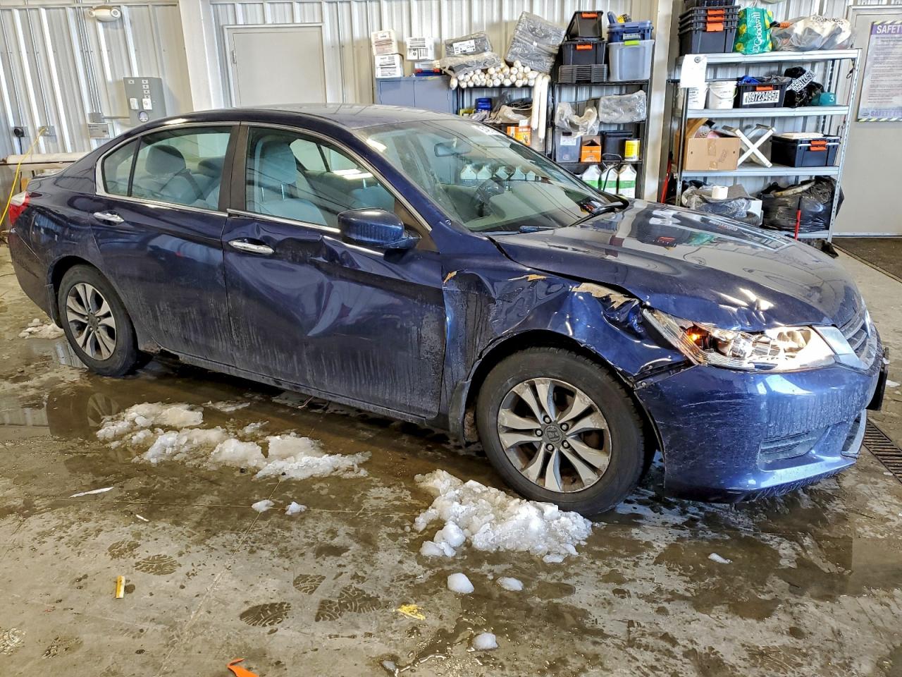 2013 HONDA ACCORD LX photo 4