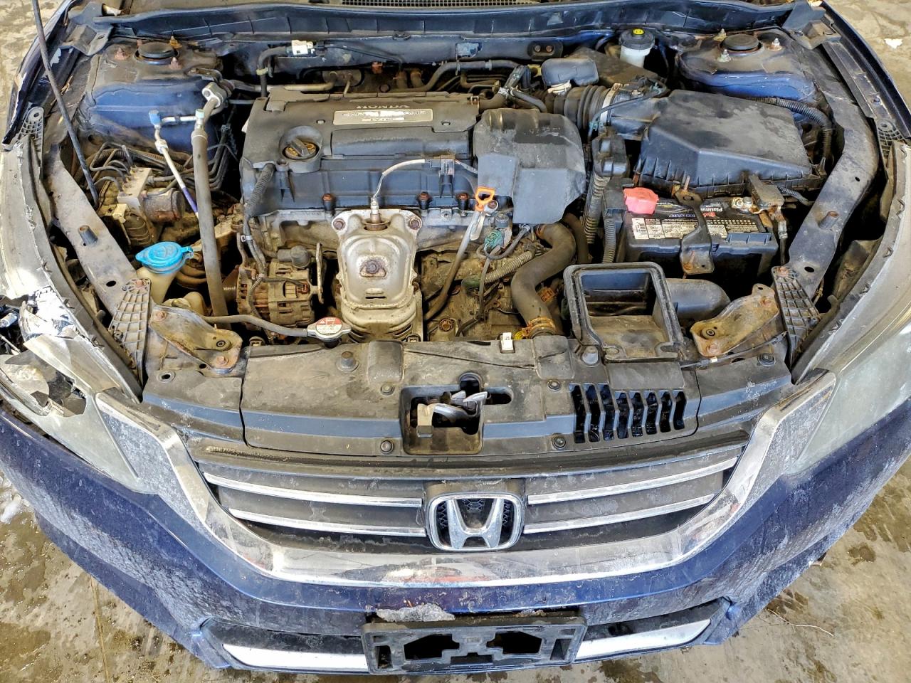 2013 HONDA ACCORD LX photo 11