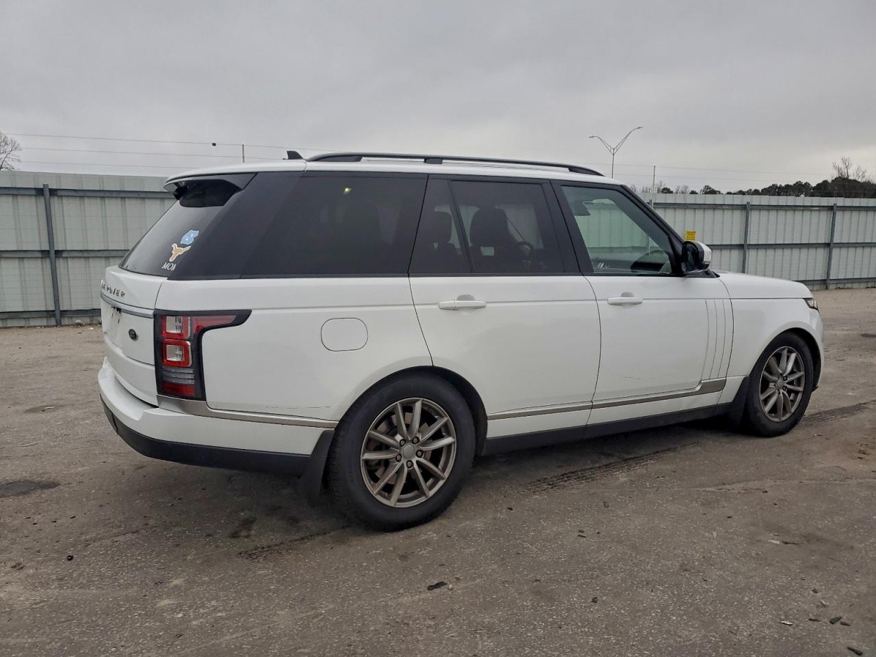 2016 LAND ROVER RANGE ROVER HSE photo 3
