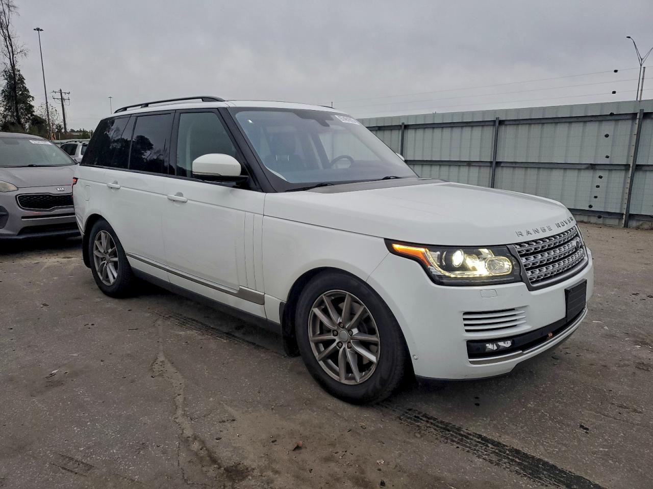 2016 LAND ROVER RANGE ROVER HSE photo 4