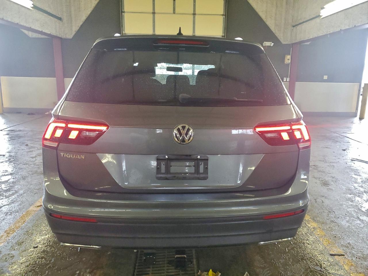 2020 VOLKSWAGEN TIGUAN S photo 6