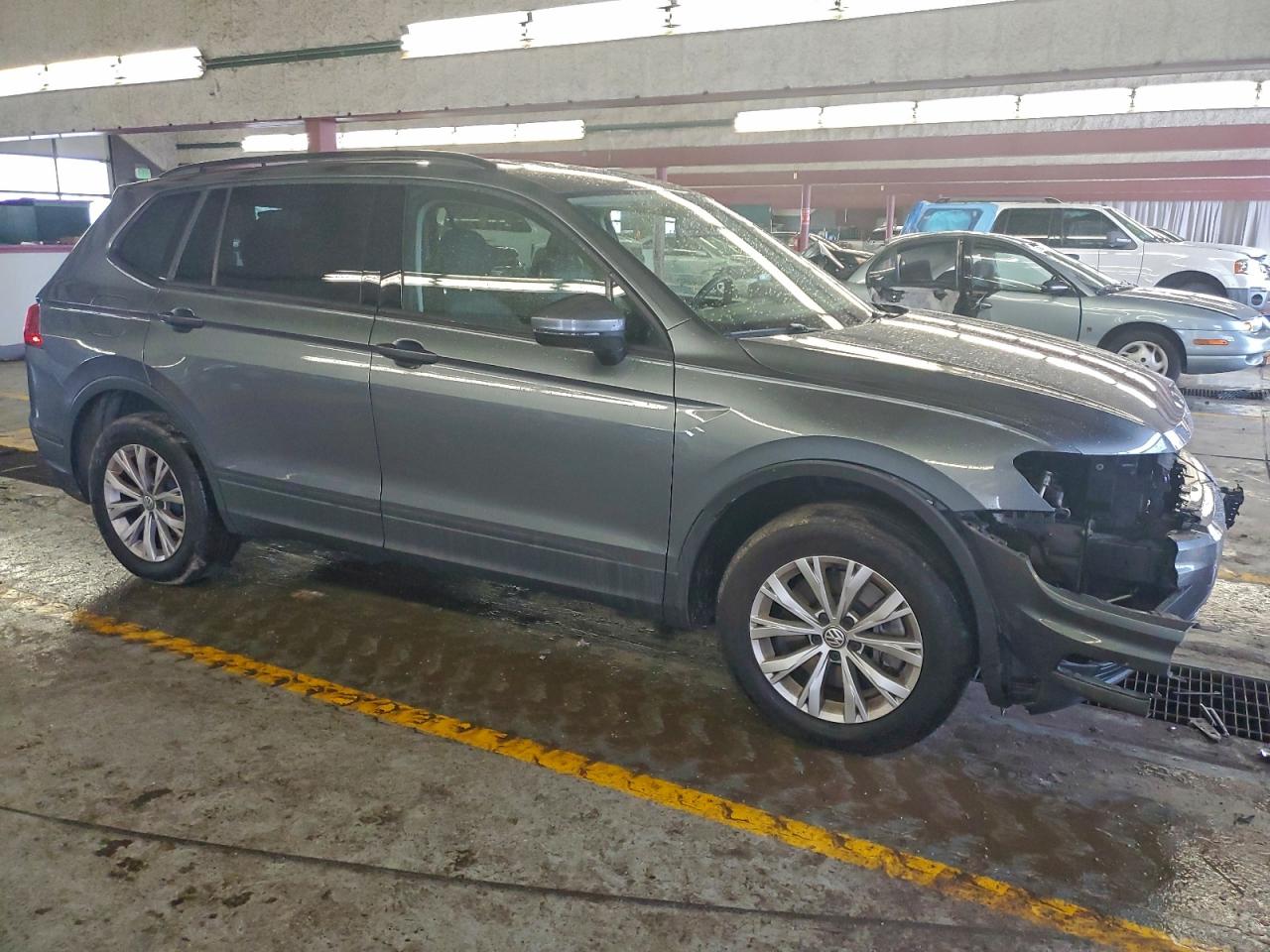 2020 VOLKSWAGEN TIGUAN S photo 4