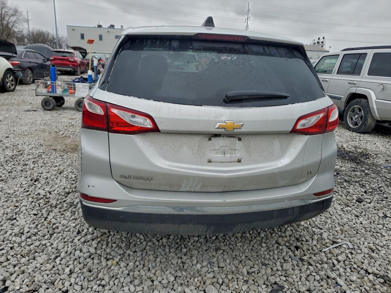 2020 CHEVROLET EQUINOX LT photo 6