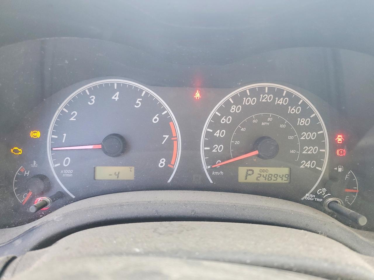 2013 TOYOTA COROLLA BASE photo 9