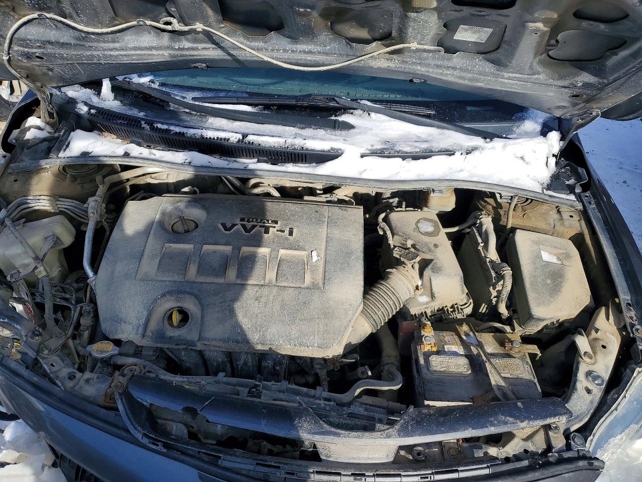 2013 TOYOTA COROLLA BASE photo 11
