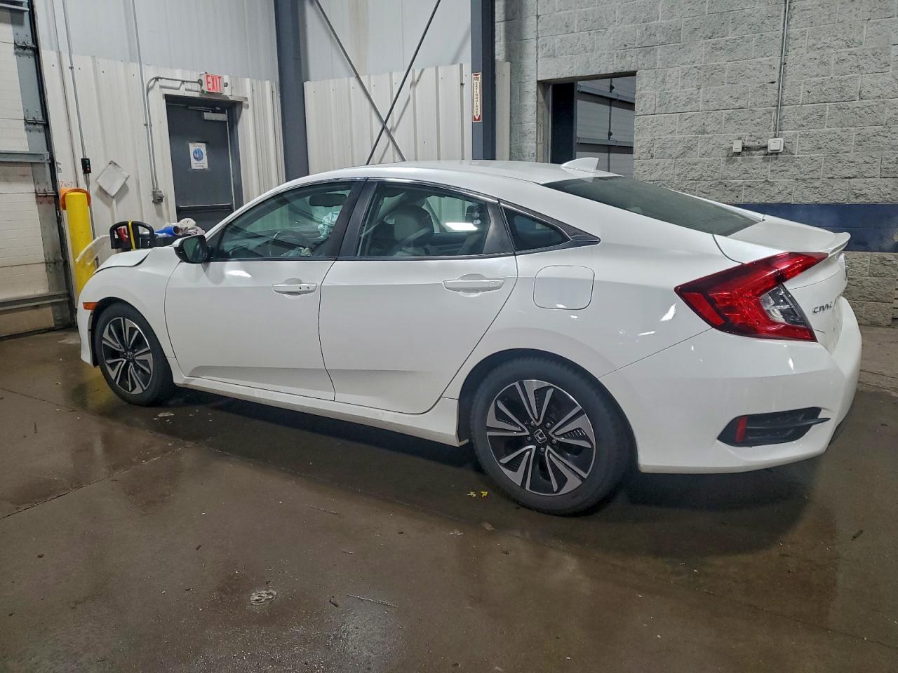 2016 HONDA CIVIC EXL photo 3