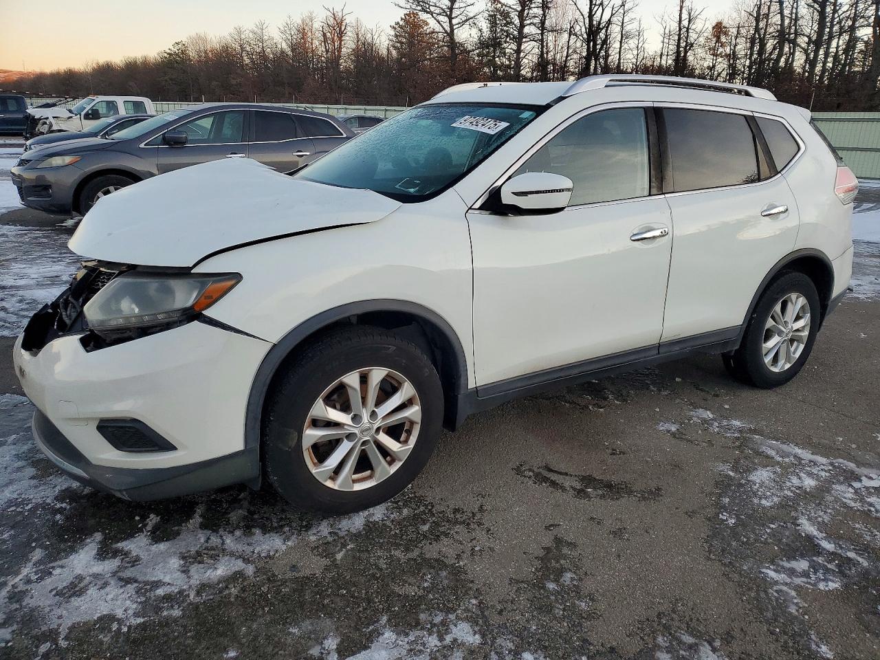 2016 NISSAN ROGUE