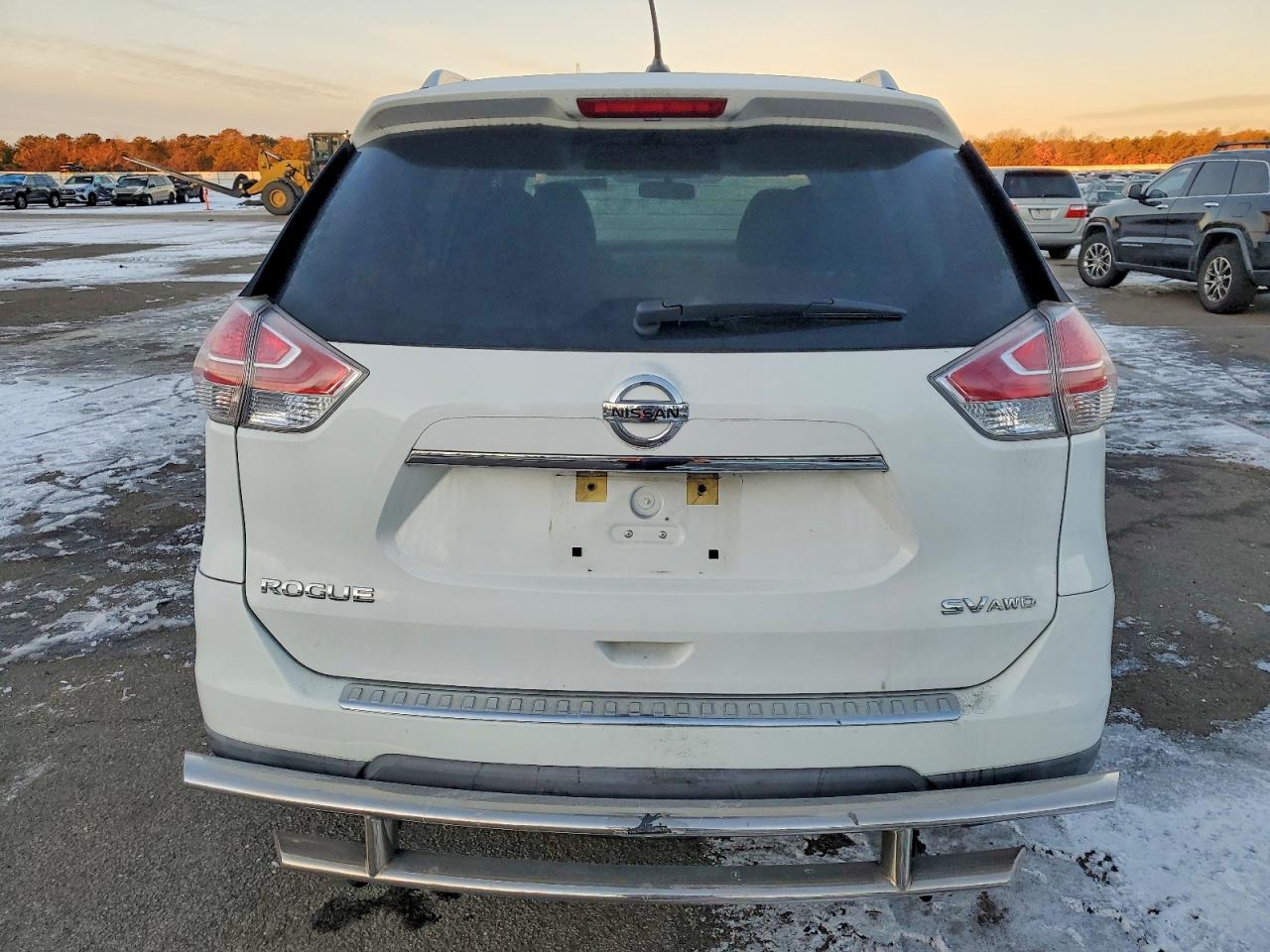 2016 NISSAN ROGUE S photo 6