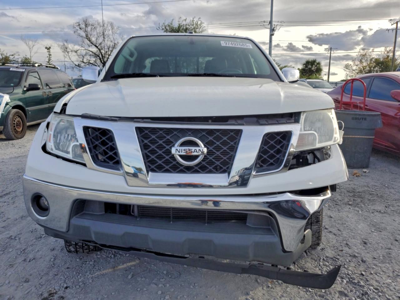 2019 NISSAN FRONTIER S photo 5