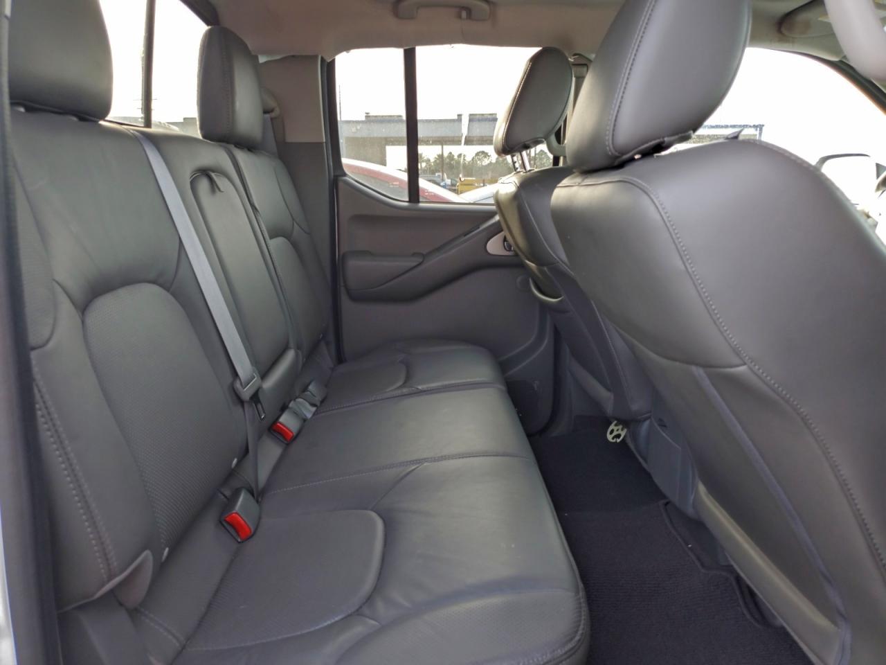 2019 NISSAN FRONTIER S photo 11