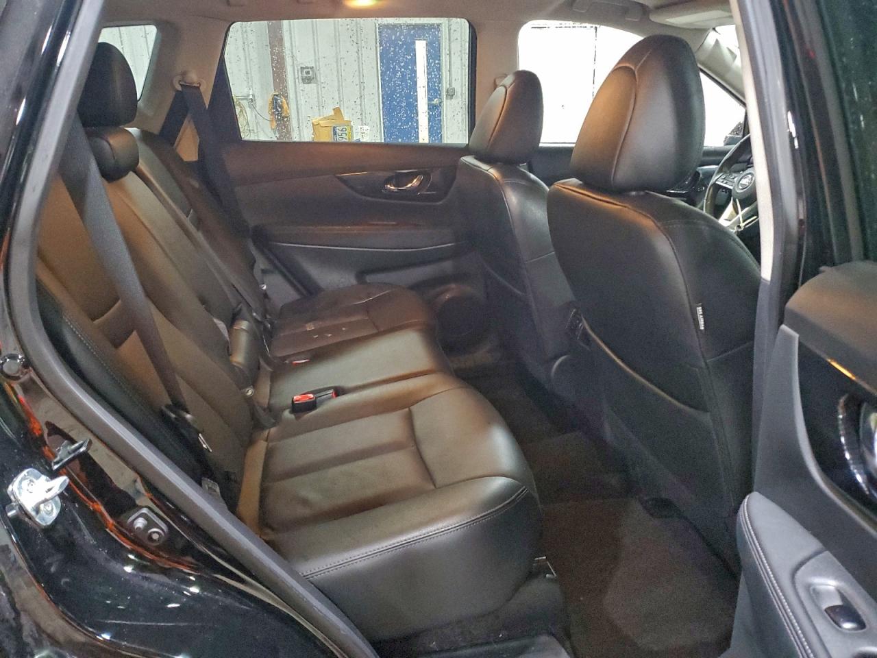 2019 NISSAN ROGUE S photo 11