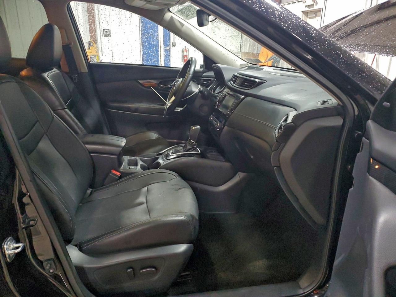 2019 NISSAN ROGUE S photo 7