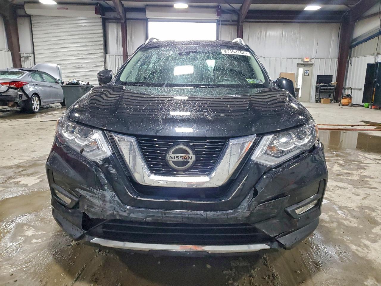 2019 NISSAN ROGUE S photo 5