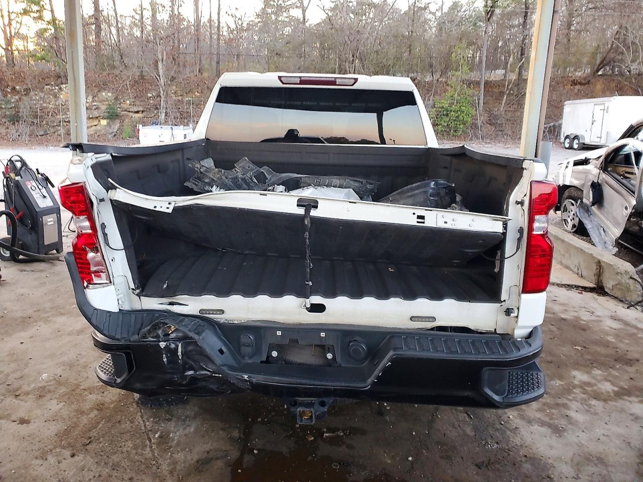 2021 CHEVROLET SILVERADO K1500 photo 6