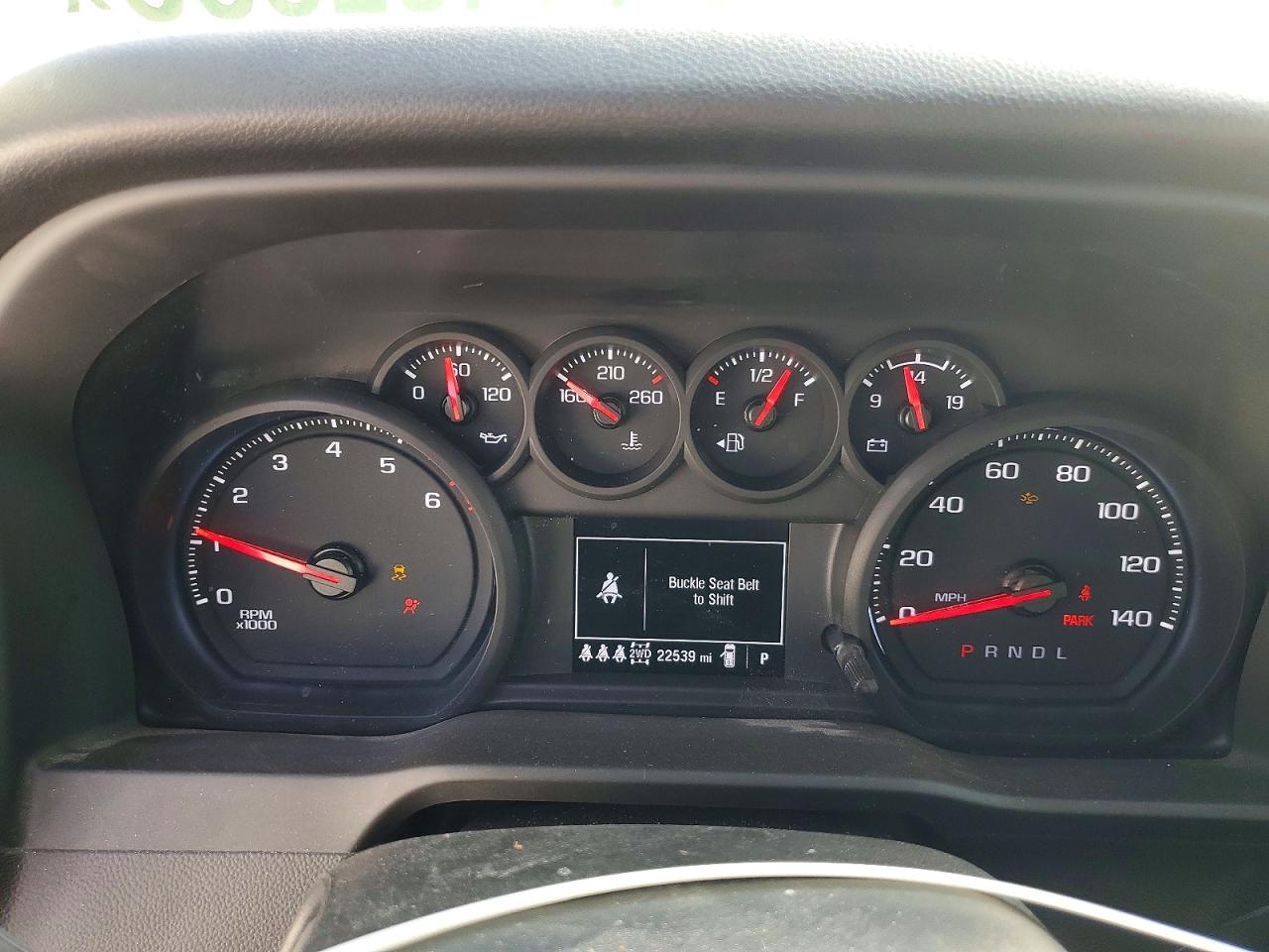 2025 CHEVROLET SILVERADO K2500 HEAVY DUTY photo 17