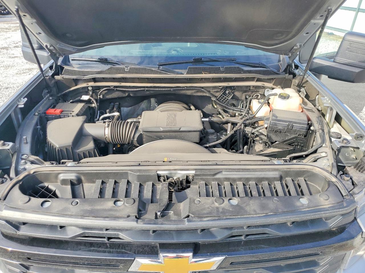 2025 CHEVROLET SILVERADO K2500 HEAVY DUTY photo 21