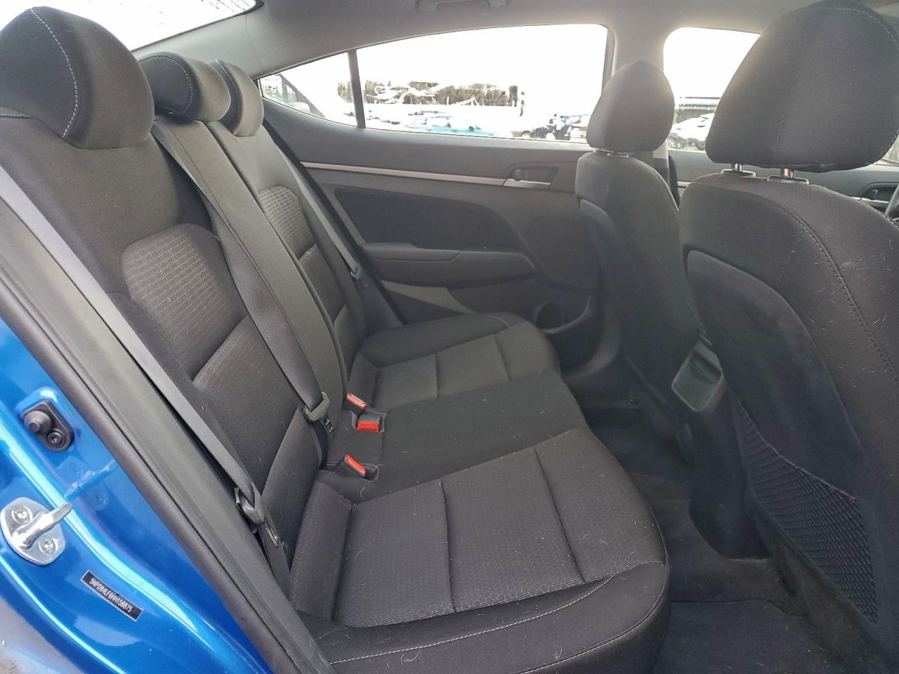 2017 HYUNDAI ELANTRA SE photo 10