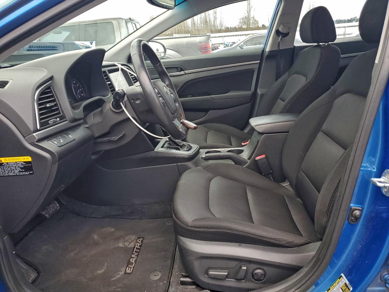 2017 HYUNDAI ELANTRA SE photo 7
