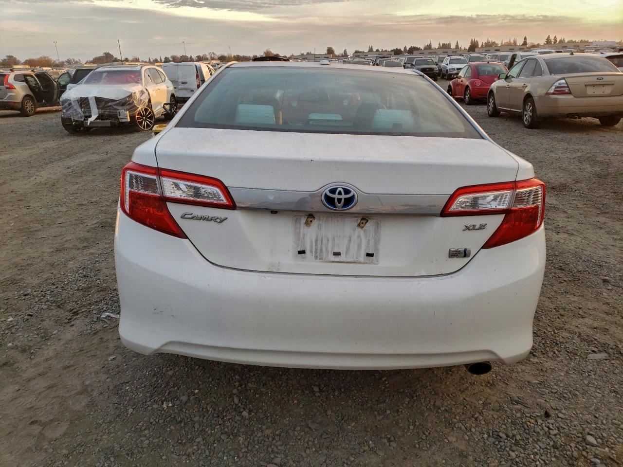 2012 TOYOTA CAMRY HYBRID photo 6