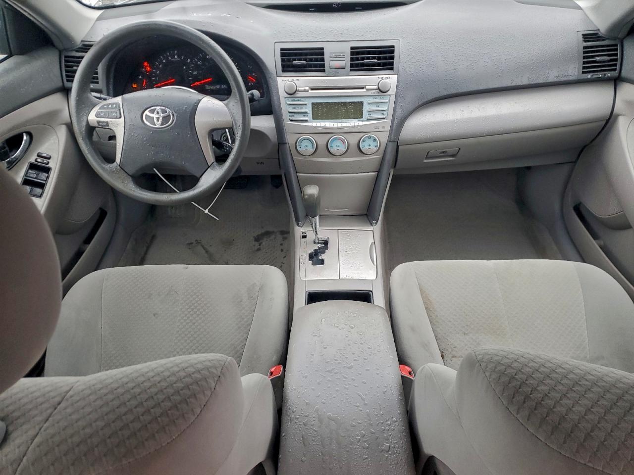 2009 TOYOTA CAMRY BASE photo 8