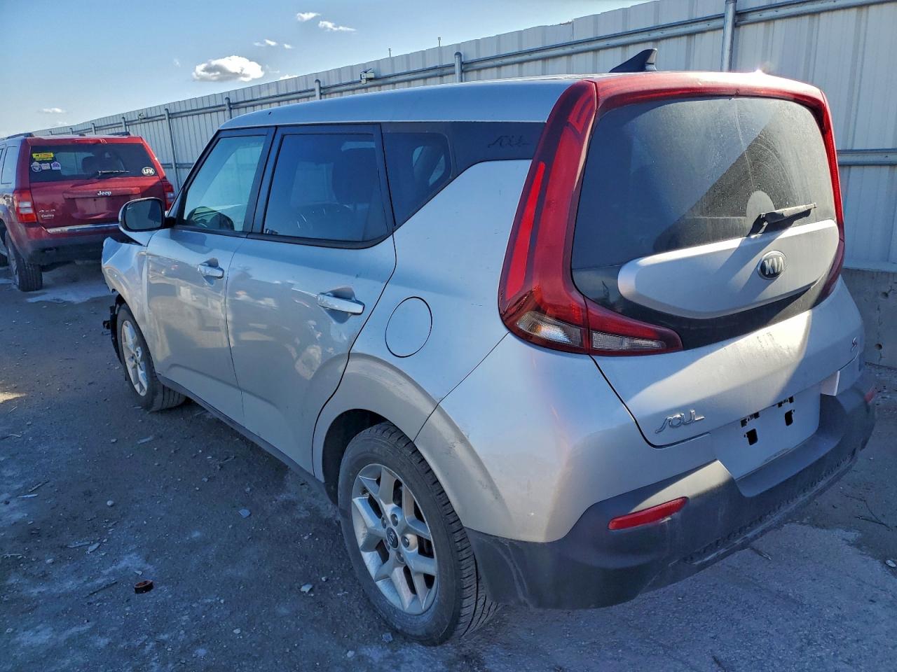 2020 KIA SOUL LX photo 2