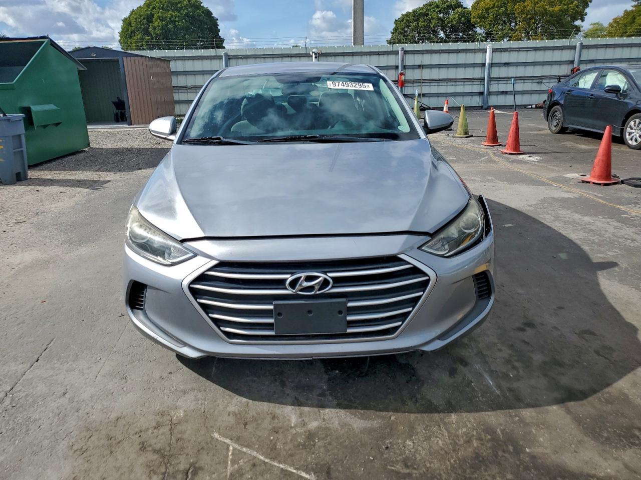 2017 HYUNDAI ELANTRA SE photo 5