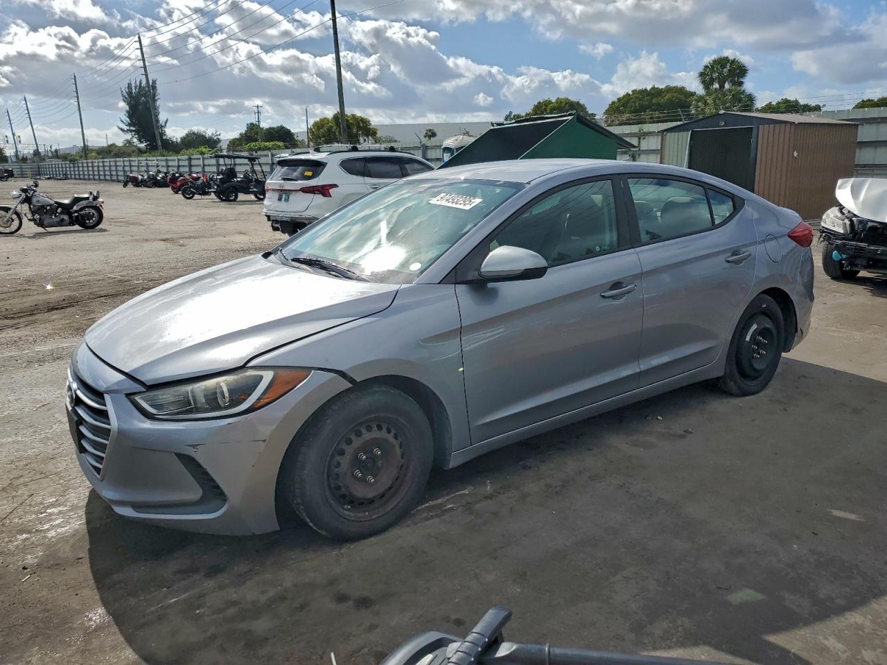 2017 HYUNDAI ELANTRA
