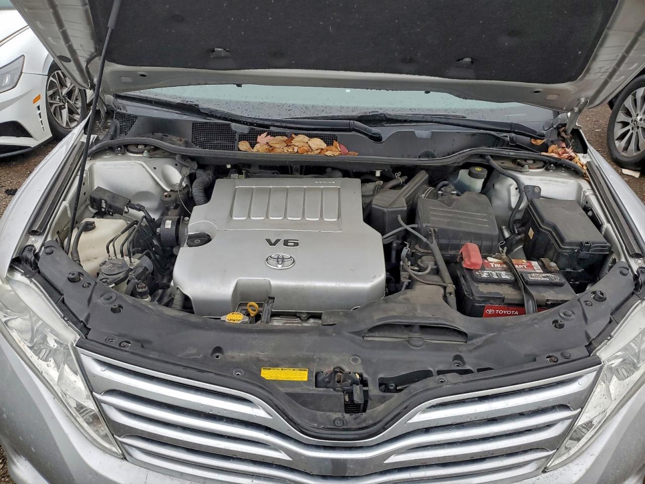 2011 TOYOTA VENZA photo 11