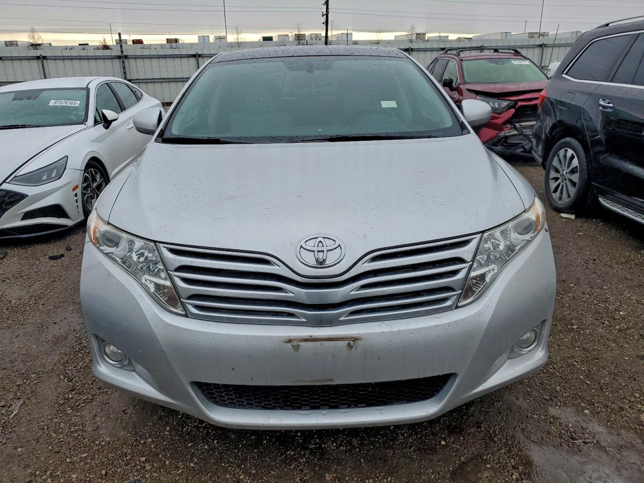 2011 TOYOTA VENZA photo 5