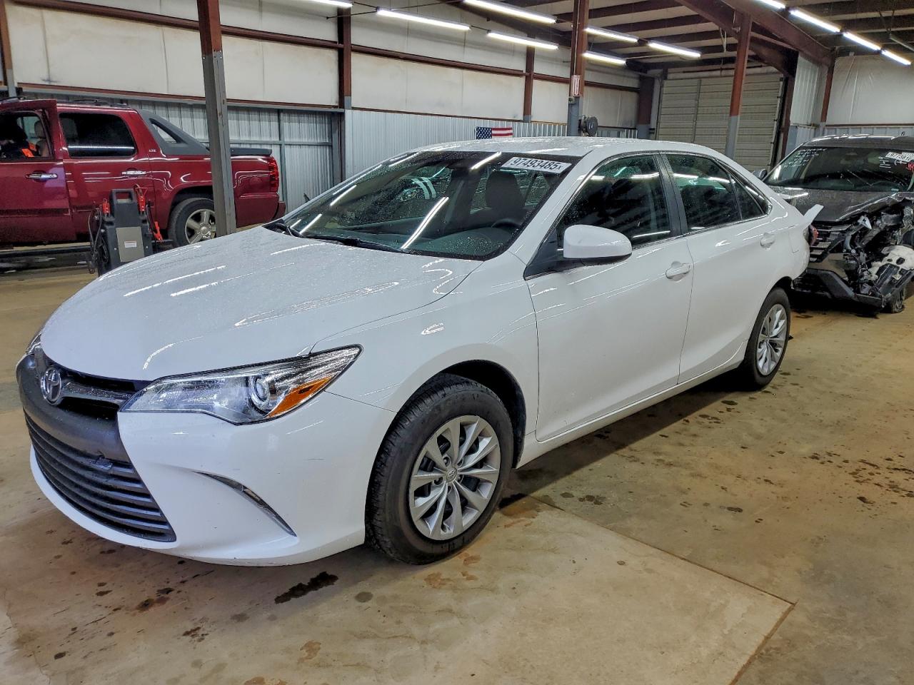 2017 TOYOTA CAMRY
