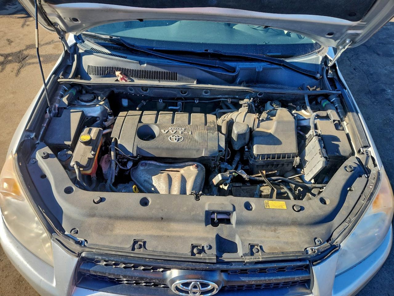 2009 TOYOTA RAV4 photo 12