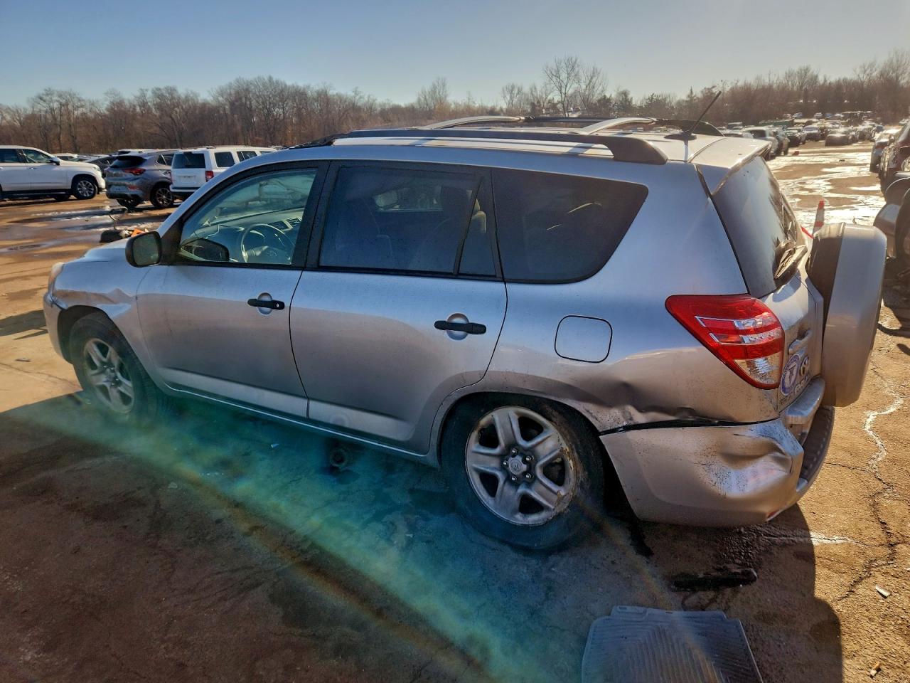 2009 TOYOTA RAV4 photo 2