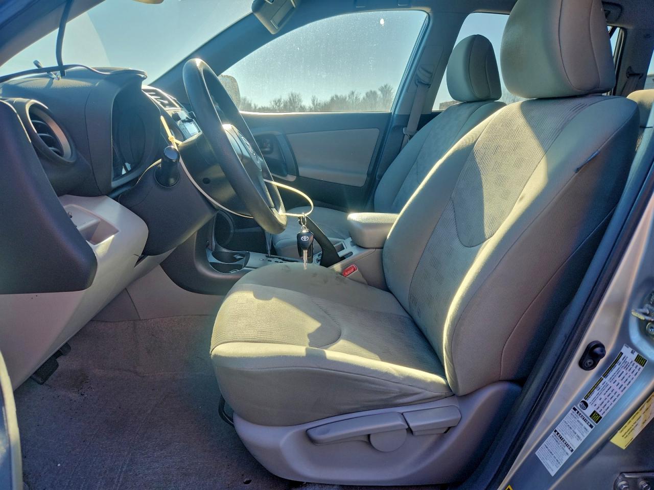 2009 TOYOTA RAV4 photo 7