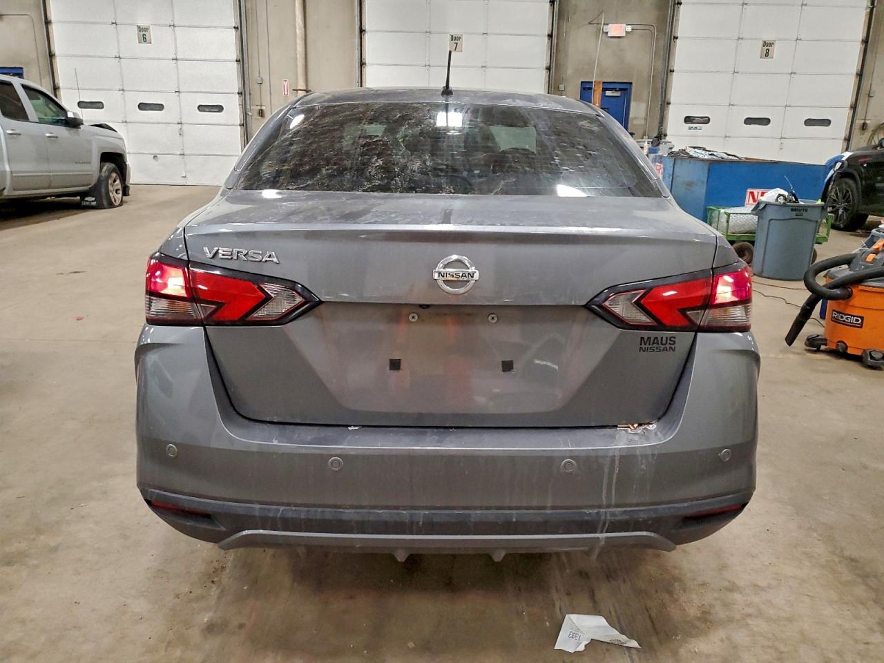 2020 NISSAN VERSA S photo 6