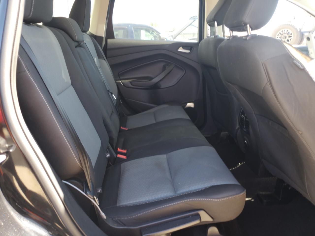 2019 FORD ESCAPE SE photo 11