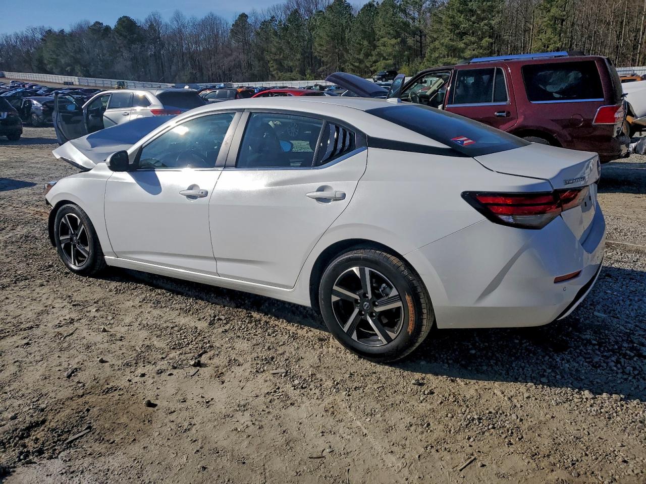2024 NISSAN SENTRA SV photo 2