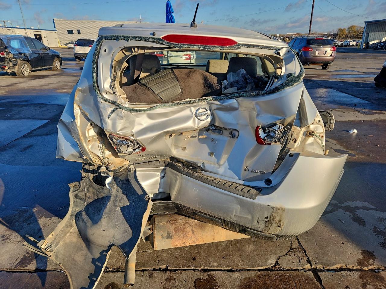 2009 NISSAN ROGUE S photo 6
