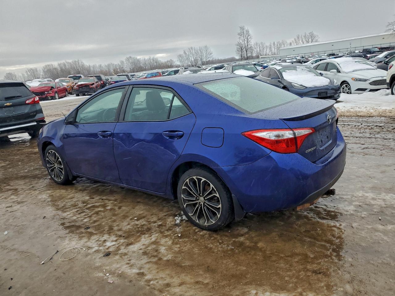 2015 TOYOTA COROLLA L photo 2